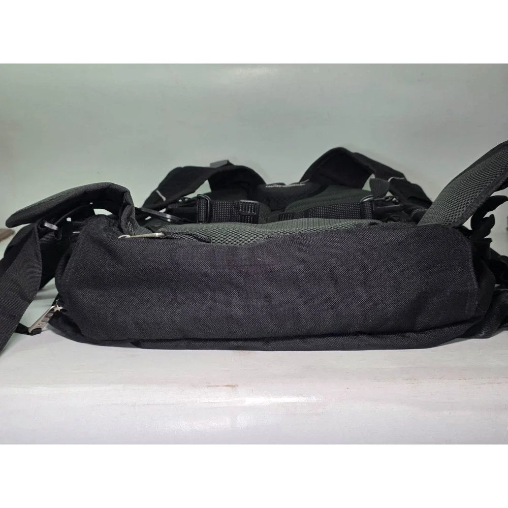 High Sierra Laptop Backpack Black Multi Compartments Travel Gym Zip Pockets‎